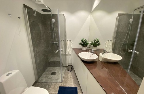 Karlsborg Municipality Apartment | Modern apartment with lake view & sauna