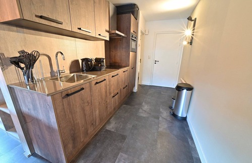 Bohon Apartment | Modern Apartment with Terrace