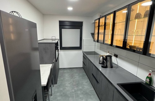 Gelsenkirchen-West Apartment | Modern Apartments Gelsenkirchen highway A42 and A2 vacation apartment