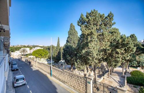 Pieta Apartment | Modern Apartments W Balcony - Valletta Views
