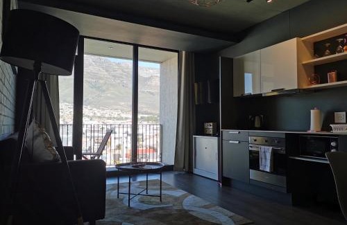 Cape Town City Centre Apartment | Modern Apartments