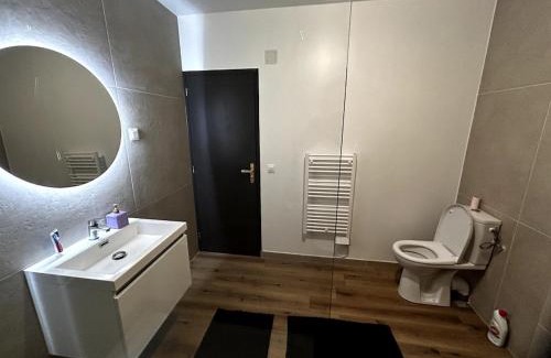 Equeurdreville-Hainneville Apartment | Modern app #2 renovated ground floor 4pers