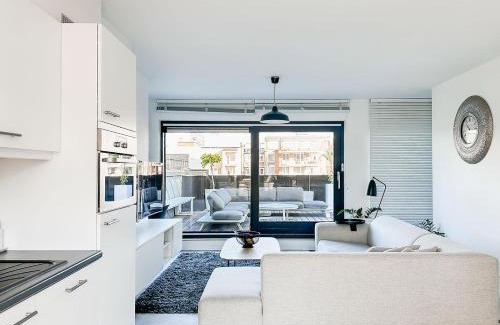 Ostend City Centre Apartment | Modern appartement centrum Oostende met enorm dakterras (parking beschikbaar)