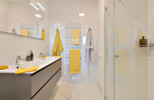 Cadzand-Bad Apartment | Modern appartement met doorkijk op de duinen