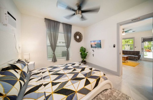 Victoria Park Apartment | Modern Apt Near Las Olas Beach