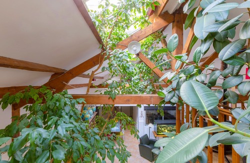Grenelle House | Modern Artist's House near the Eiffel Tower