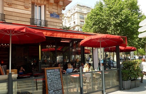 Grenelle House | Modern Artist's House near the Eiffel Tower