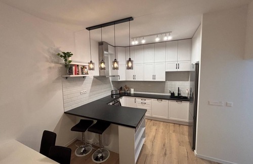 Old Town Condo | Modern artistic 2bdr condo, Washer/Dryer, AC & parking in city center Bratislava
