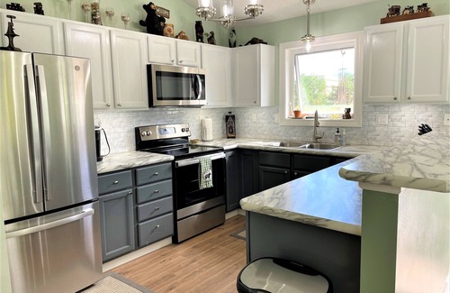 Ironwood House | Modern Attached garage Dog friendly ATV & Sled friendly