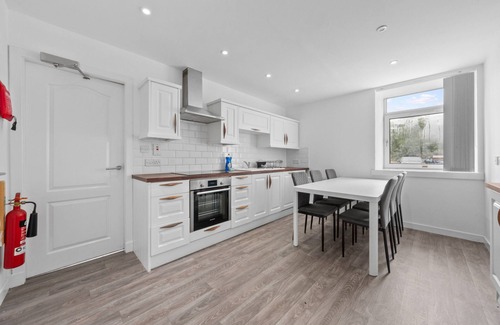 Bannockburn Bed & Breakfast | Modern Bannockburn Guest House - Room 4
