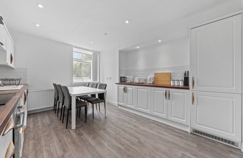 Bannockburn Bed & Breakfast | Modern Bannockburn Guest House - Room 4