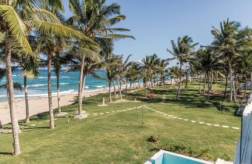 Cabarete Villa | Modern Beachfront Villa with 5 bedrooms - Kite Beach Cabarete