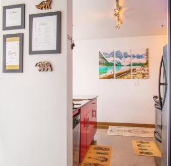 Beltline House | Modern Beltline Escape Sky-High Views DT Views