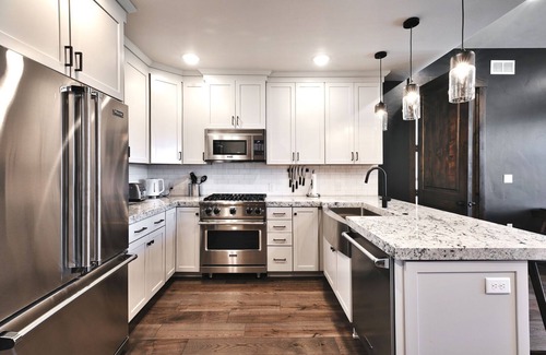 Park City Condo | Modern Blackstone Residence - 2BD/2.5BA