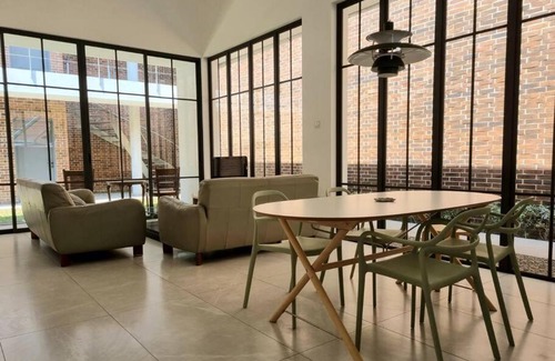 Bandung House | Modern Brickhouse