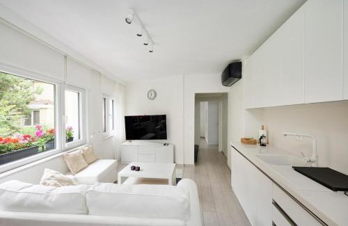 Bebek Apartment | Modern Bright Cozy 1bed1bath Hidden Gem! #79