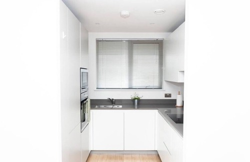 Ferndale Apartment | Modern Brixton Apartment