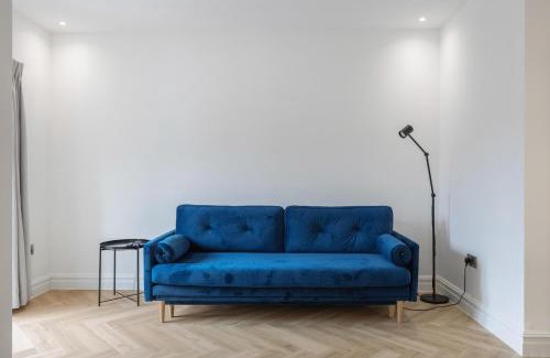 Coldharbour Apartment | Modern Brixton Apartments