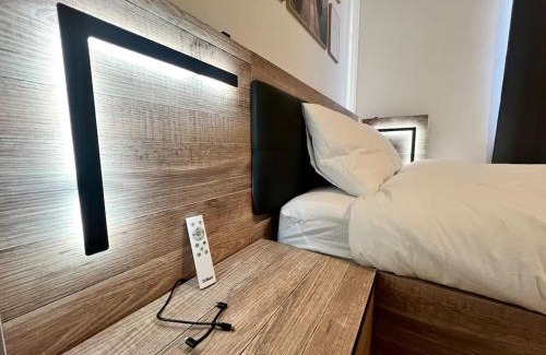 Liege Apartment | Modern Business Flat - Courts et moyens séjours