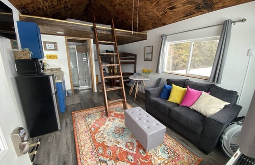 Kenai Cabin | Modern Cabin @ Moose Tracks Lodging