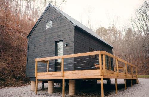 Frenchburg House | Modern Cabin Nestled on 40 Acres with Hot Tub