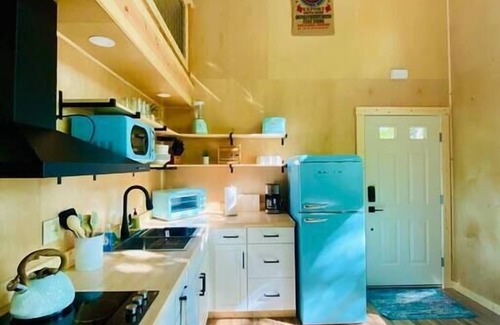 Rogers Cabin | Modern Cabin | RRG | Hot Tub Views | Canopy 7