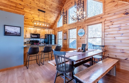 Blairsville Cabin | Modern cabin w/loaded game room, hot tub, stunning views!