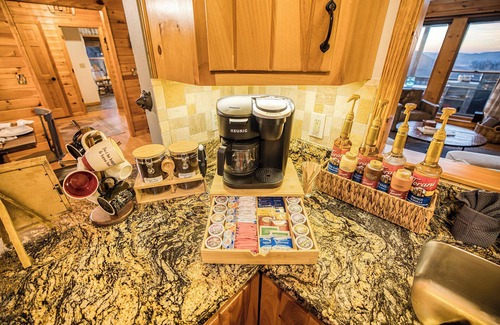 Blairsville Cabin | Modern cabin w/loaded game room, hot tub, stunning views!