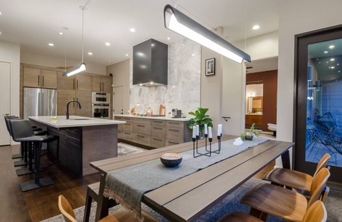 Old Fourth Ward House | Modern Cali-Style Home Sleeps 8