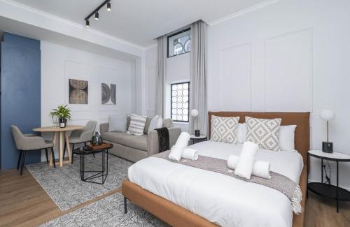 Cape Town City Centre Apartment | Modern CBD Studio at Venice House