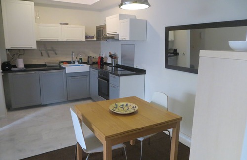 San Felipe Neri Apartment | Modern central apartment with large private garden terrace