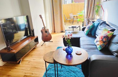 Seven Dials Apartment | Modern Central Brighton Patio Apartment