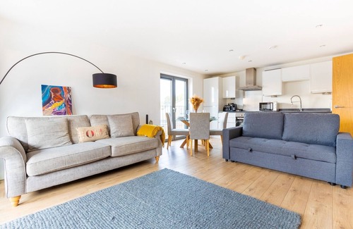 Vassall Apartment | Modern Central London 2BD Flat