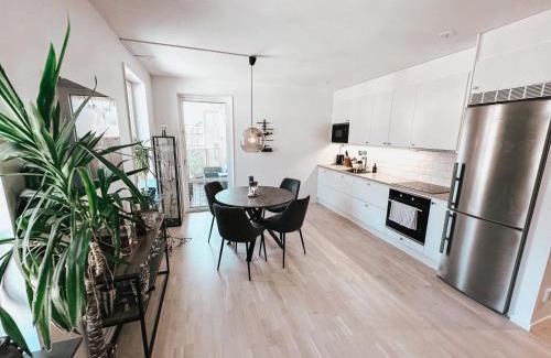 Stadshagen Apartment | Modern, Centrally located Apartment!