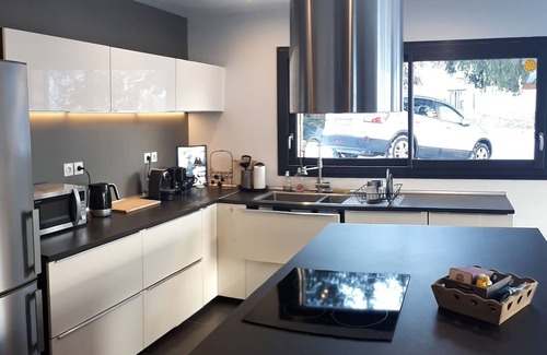Les Granges Ski Chalet | Modern chalet 4*, very comfortable and quiet. Ideal for 2 or 3 families.