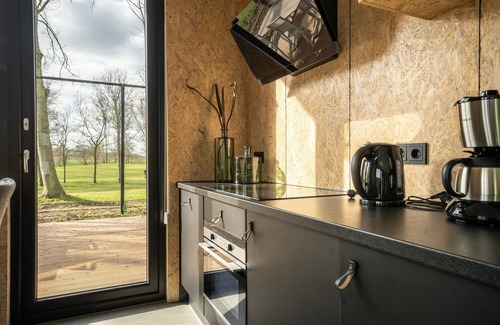 Kerkdriel Ski Chalet | Modern chalet by the river Maas