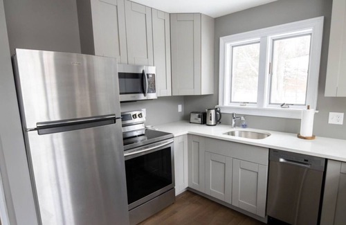 Pocono Lake Ski Chalet | Modern Chalet in Arrowhead Lakes Community