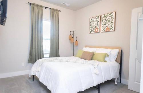 Sheffield Park House | Modern Chic Home in Trendy NODA Midwood Districts