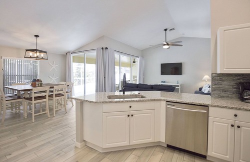 Trafalgar House | Modern Coastal Designed Home