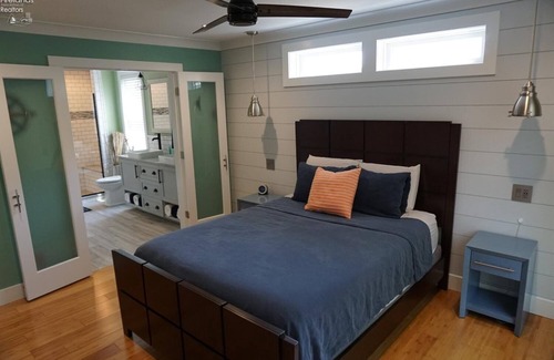 Huron House | Modern Coastal Lake Erie Getaway Steps Away From The Beach