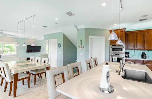 Marathon House | Modern Coco Plum Estate w/Private Pool, Hot Tub, Gas Grill, Free WiFi, Dock