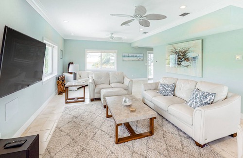 Marathon House | Modern Coco Plum Estate w/Private Pool, Hot Tub, Gas Grill, Free WiFi, Dock
