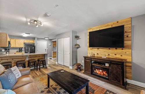Steamboat Springs Condo | Modern Comfort and Top Amenities at First Tracks 3101