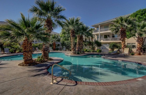 St. George Condo | Modern Comfort Ground floor Condo near Family Pool w/ access to Resort Amenities