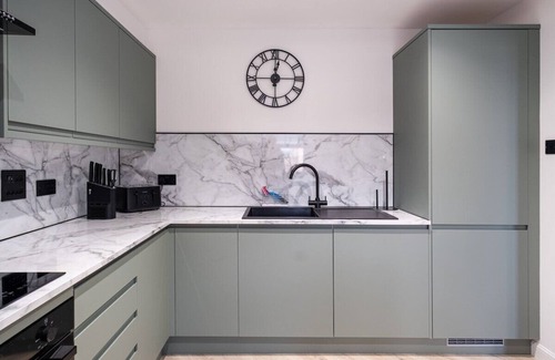 Central Aberdeen Apartment | Modern Comfort in Old Aberdeen