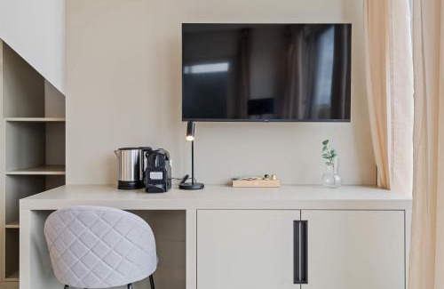 Cessange Apartment | Modern Comfort near Cloche dOr - Queen Bed and Balcony