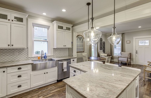 London House | Modern Comfort Near Columbus: Home w/Yard & Porch