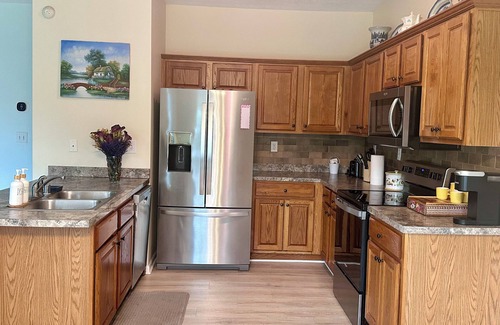 Lexington House | Modern Comfort Near Horse Country & Bourbon Trail