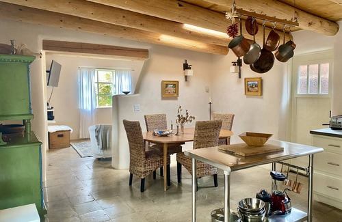 Historic Eastside House | Modern Comfort - New AC - Best Location - Large HOT TUB - Last min Deals!