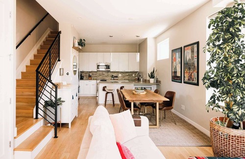 Baker House | Modern Comfort w Mountain Views - Pet-Friendly